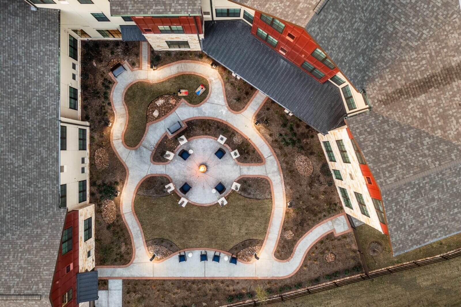 courtyard at Longleaf Bee Cave aerial